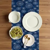 Abakuhaus kersttafelloper, winterpatroon sneeuwvlokken, eetkamerkeuken rechthoekige decoratieve tafelloper, 40 x 180 cm, middernachtblauw en wit