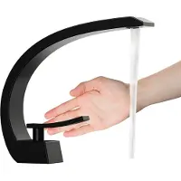 MODFU Wastafelkraan – 21x4x19 cm – Modern design & eenvoudig schoon te maken – Praktisch dagelijks gebruik in badkamer of toilet – Messing / Zwart