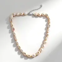 Cavill - Zilveren Ketting - 925 Sterling Zilver - Witte Zoetwater Kweekparels met Fancy Slijpsel - Verstelbare Elegante Parelketting - Dames Sieraden