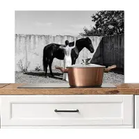 KitchenYeah Spatscherm keuken 80x55 cm - Kookplaat achterwand Vrouw - Paard - Artistiek - Muurbeschermer - Spatwand fornuis - Hoogwaardig aluminium