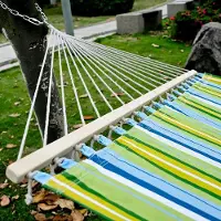 Outsunny Woongenotonline -Hangmat voor in de tuin of in huis voor 2 Personen Hangmat Eco - Vriendelijke Camping Met Kussen - Geschikt voor tussen 2 bomen