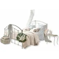 Loberon Bed Canefield