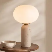 LumenXL Tafellamp Tareo met glazen bol en travertin (natuursteen)