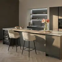 Woonexpress Barkruk Kortrijk - Beige Stof - Zwart Metalen Frame - Met Armleuning