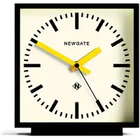 Newgate Amp Railway - Staande klok - Zwart met gele wijzers