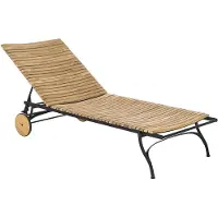 Beliani LASCARI - Ligstoel - Lichtbruin - Hout