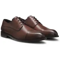 BOSS Leren derbyschoenen met neusdetail Maat 42.5