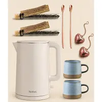 Tefal Thermo Protect KO140B Waterkoker 1,5L - theepakket met 2 blauwe-bruine mokken, 2 theebuisjes, 2 lange rosé-goudkleurige theelepels en thee-infusers