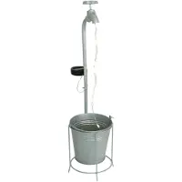 Expo Börse Solar LED verlichting Waterkraan met emmer lamp voor tuin of terras LED waterval in emmer 62cm 30 LED's