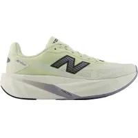New Balance Loopschoen 'FuelCell Rebel v5' pastelgroen / zwart