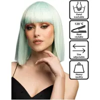 Boland - Pruik Djamilla fresh mint Groen - Steil - Halflang - Vrouwen - Showgirl - Premium Quality - Stijlbaar - Verstelbaar - Wasbaar - Cosplay - Carnaval - Themafeest - Theater