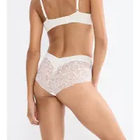 Triumph Broekje 'Body Make-Up Illusion' ecru