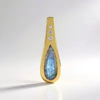 Cavill - Zilveren hanger met Groene Minary Labradoriet 4,95 ct - 925 Sterling Zilver deels verguld - Zirkonia - Druppelvormig Madagaskar