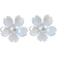 Charme Bijoux Magneet oorbellen -witte -bloem parel 15 mm- geen gaatje-