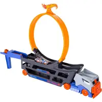 Hot Wheels Stunt N Go Transporter & Trackset