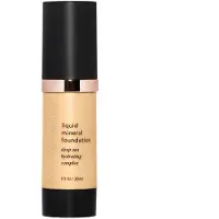 Youngblood Liquid Mineral Foundation Vloeibare foundation 30 ml Sand