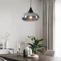 LumenXL Zwarte hanglamp Ori zwart met gestreept rookglas