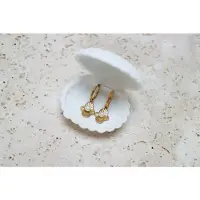 Label Kiki Hidden pearl hoop