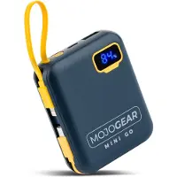MOJOGEAR MINI GO 10.000 mAh Powerbank met ingebouwde kabels (USB-C en Lightning) - Tot 4 apparaten tegelijk opladen - Broekzakformaat - LED-display - Blauw