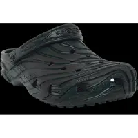 Crocs - Classic Erosion Clog - Sandalen M8 / W10, zwart