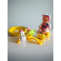 Halay Poppenset Unicorn - 8-Delig - Inclusief Poppenbad en Badspeelgoed - Multifunctioneel en Gebruiksvriendelijk