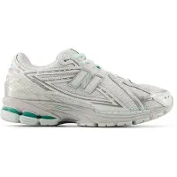 New Balance Unisex U1906r White Maat: 44 | Sneakers Outlet | Unisex | Wit