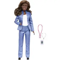 Barbie Poppen, set van 4 sportcarrièrepoppen en 8 accessoires met algemeen directeur, coach, scheidsrechter en sportverslaggever, HKT80