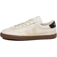 Veja Sneakers laag 'Panenka' beige / wit