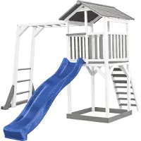 Axi Beach Tower Speeltoestel van hout in Grijs en Wit | Speeltoren met zandbak, klimrek en blauwe Glijbaan | Speelhuis op palen voor de tuin
