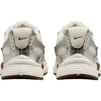Nike Sneakers laag 'V5' ecru / zilver