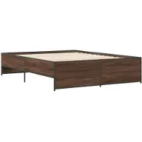 vidaXL Bedframe bewerkt hout metaal bruin eikenkleur 150x200 cm