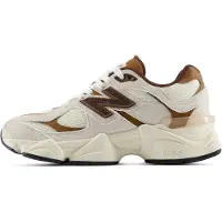 New Balance 9060 Kindersneakers - Bruin - Maat 38.5 - Leer