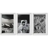 Wallfluent 3-Delige Schilderij Set - Maanfoto'S Met Astronaut En Voetafdruk - 40 x 60 - Wanddecoratie - Schilderijen Set - Kantoor - Stijlvolle Muurdecoratie