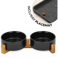 By Cee Cee - Voerbak Kat en Hond Keramiek - Kattenvoerbakjes - Hondenvoerbak - Voerbakken Dubbel met Standaard - Drinkbak en Eetbak - Etensbakjes voor kat - 2x 400 ML - Zwart