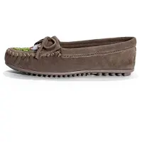 Minnetonka Mocassins 'Kilty Tread' grijs