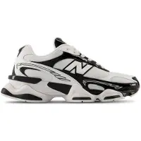 New Balance 9060R Sneakers Dames - Zwart - Maat 36 - Leer