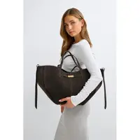 Gina Tricot  - Detail strap tote bag - Schoudertassen - Bruin - ONESIZE - Dames