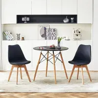 Sonstiges Essgroep: Tafel met 2 stoelen, kunststof PP, Polyurethankunstleer, massief beuken hout. Tafel: 80x80x74 cm. Stoel: 52x48x82 cm