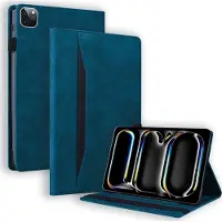 Mobigear Tablethoes geschikt voor Apple iPad Pro 11 Inch (2024) Hoes | Folio Bookcase - Donkerblauw