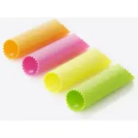 DOTZ knoflookschiller uit silicone geel; groen; paars of oranje