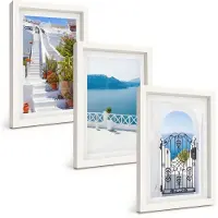 Tulup 3-Delige Schilderij Set - Witte trap met planten, uitzicht op zee en poort - 20x30 - Wanddecoratie - Schilderijen Set - Interieur