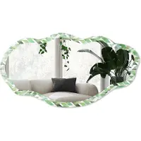 Wallfluent Groene Geometrie Spiegel - Groen Stijlvolle Wandspiegel - Organische Spiegel - Kantoor, Woonkamer, Hal - Geometrisch - 45x90 cm - Totale afmeting 52x97 cm