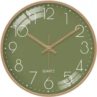 Famanu – Wandklok van 20 cm met 3D-cijfers, stille werking zonder tikgeluid, moderne olijfgroene kleur, geschikt voor keuken, woonkamer, slaapkamer en kantoor