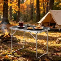 HAUSS SPOLE Campingtafel - Opvouwbare Ultralichte Klaptafel Met Handgreep - Voor Camping Picknick En Vissen - Aluminium IJzer MDF - 70x50x60 cm - Zwart