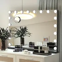 Puluomis Hollywood Spiegel 80x60CM - Spiegel met verlichting - 18x LED Lampen - USB Oplaadpoort - 10x Vergroting - 3 lichtstanden - Dimbaar - Zwart frame