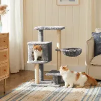 Famanu Katzenbaum - Klimmen, nagels slijpen, ontspannen