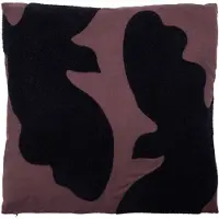 House Doctor Miki sierkussen Donkere chocolade-zwart, 50x50 cm