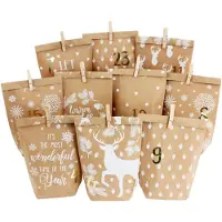 Famanu – DIY adventskalender om te vullen, 24 bedrukte cadeauzakjes en cijferstickers
