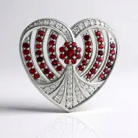 Cavill - Hartvormige Zilveren Hanger - Platina Geplateerd Sterling Zilver - 2,64 ct Tanzania Robijn Rondslijpsel - Luxe Robijn Sieraad met Zirkonia