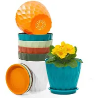 Famanu – Set van 6 plastic bloempotten met schotel van 12,5 cm, kruidenpotten met meerdere drainagegaten, ideaal voor binnen en balkon